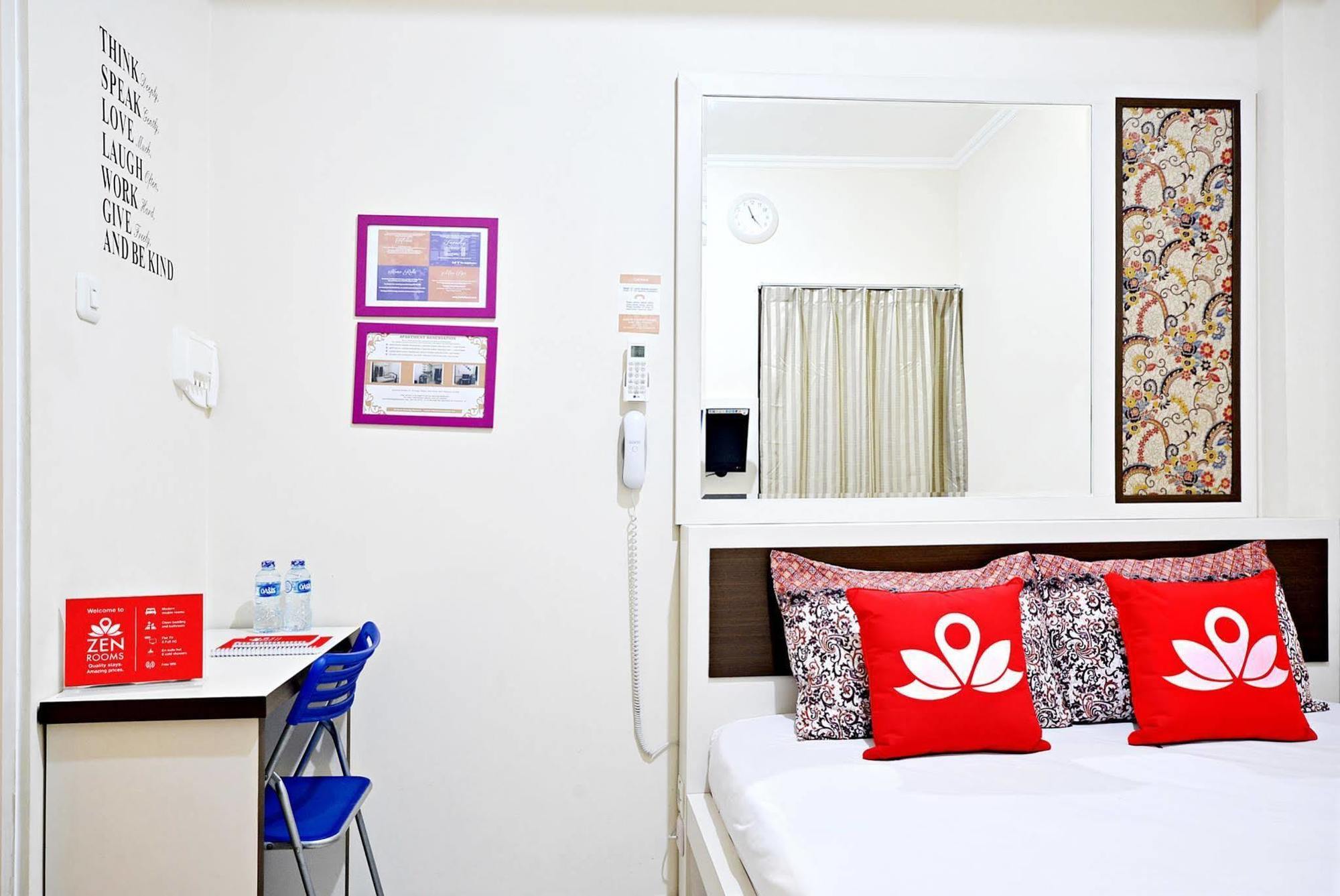 Zen Rooms Cideng Barat Jakarta Exterior photo